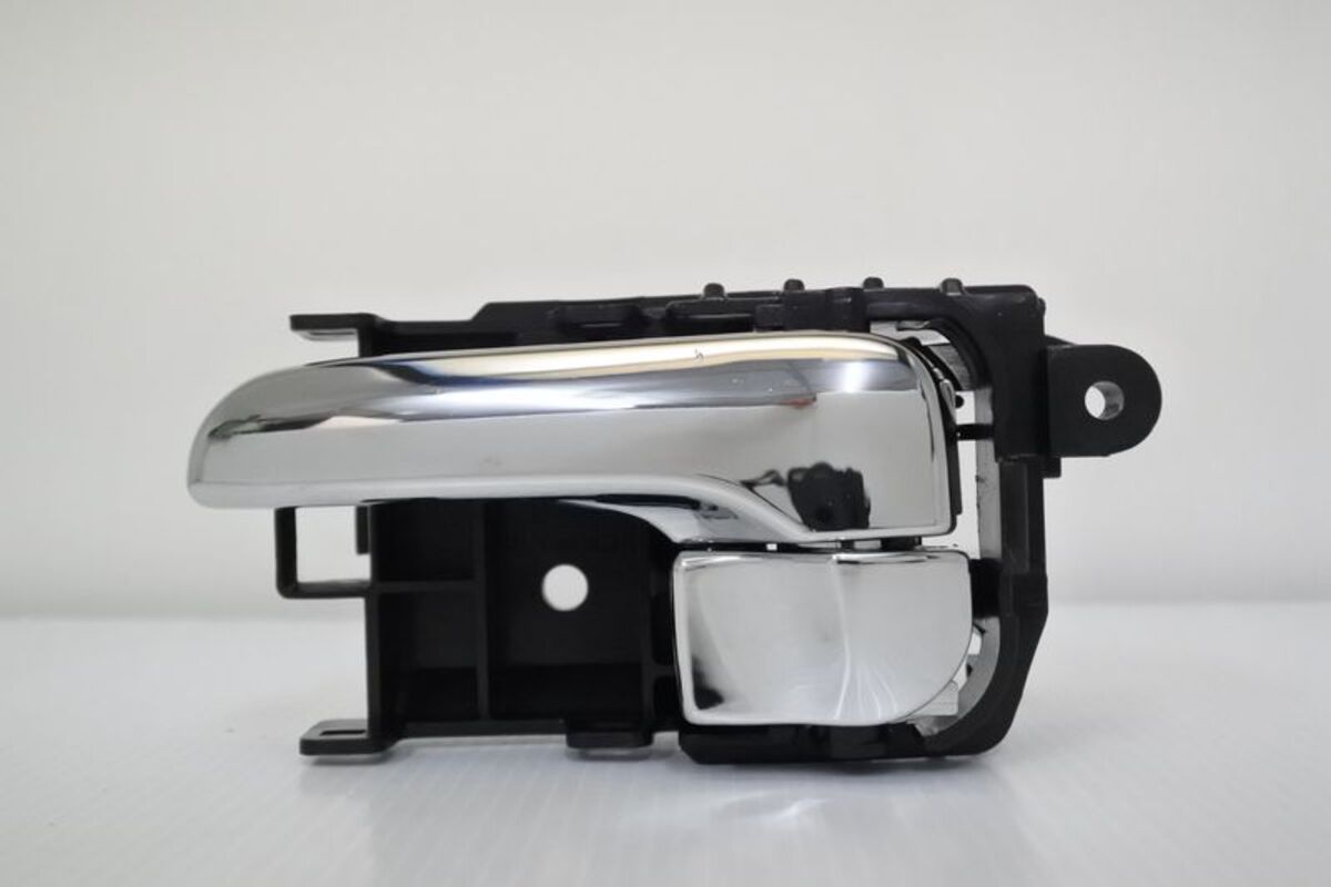 2002/12-2005/11 X-TRAIL T31 內把手 金